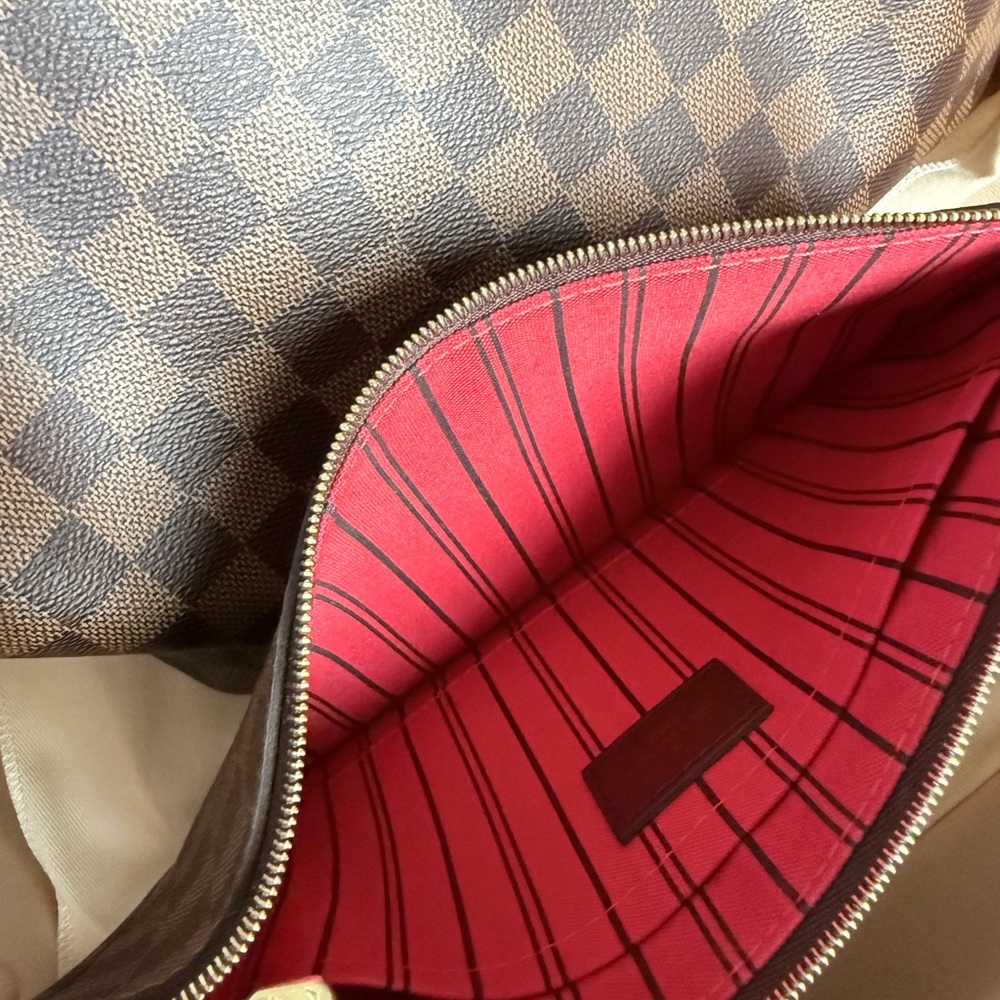 Louis Vuitton Neverfull MM Tote - Damier Ebene + Cherry with original packaging - Picture 12 of 16